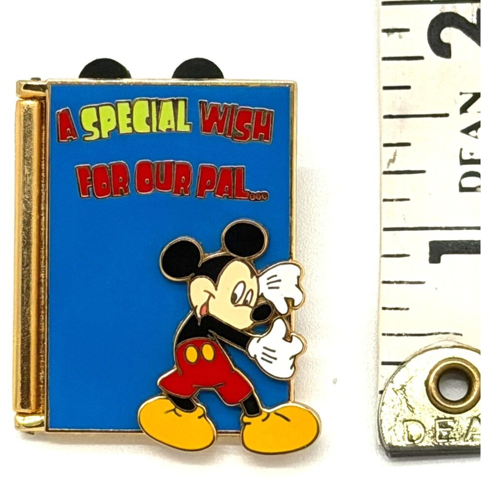 Rare Disney April Fool's Day 2002 Trick Pin Mickey Donald Goofy LE 3500 WDW